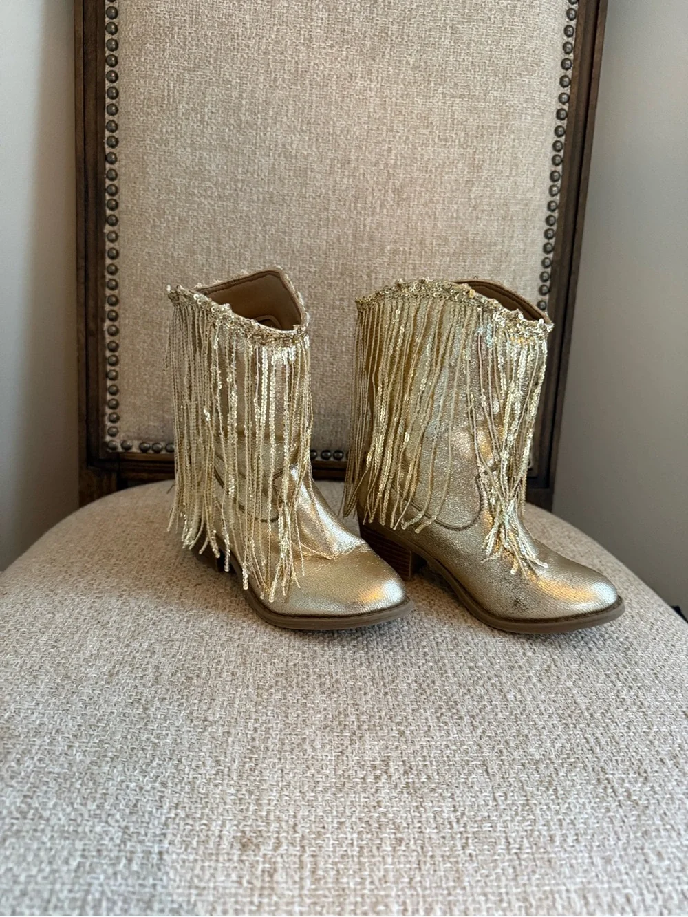 Girls Gold shiny glitter tassel cowgirl boots size toddler US 11 or 29
